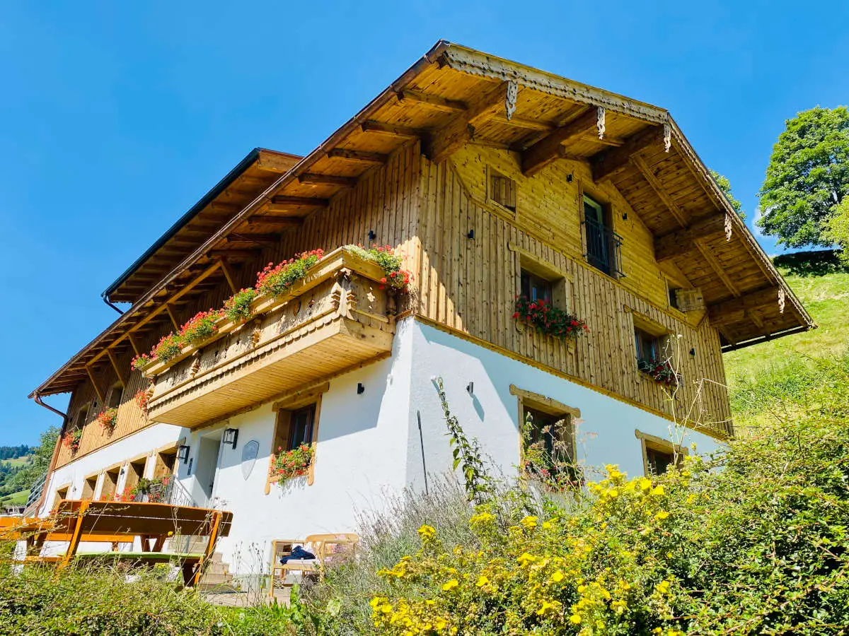 ALM SEASONS – Ganzes Chalet****(s) (3/4)