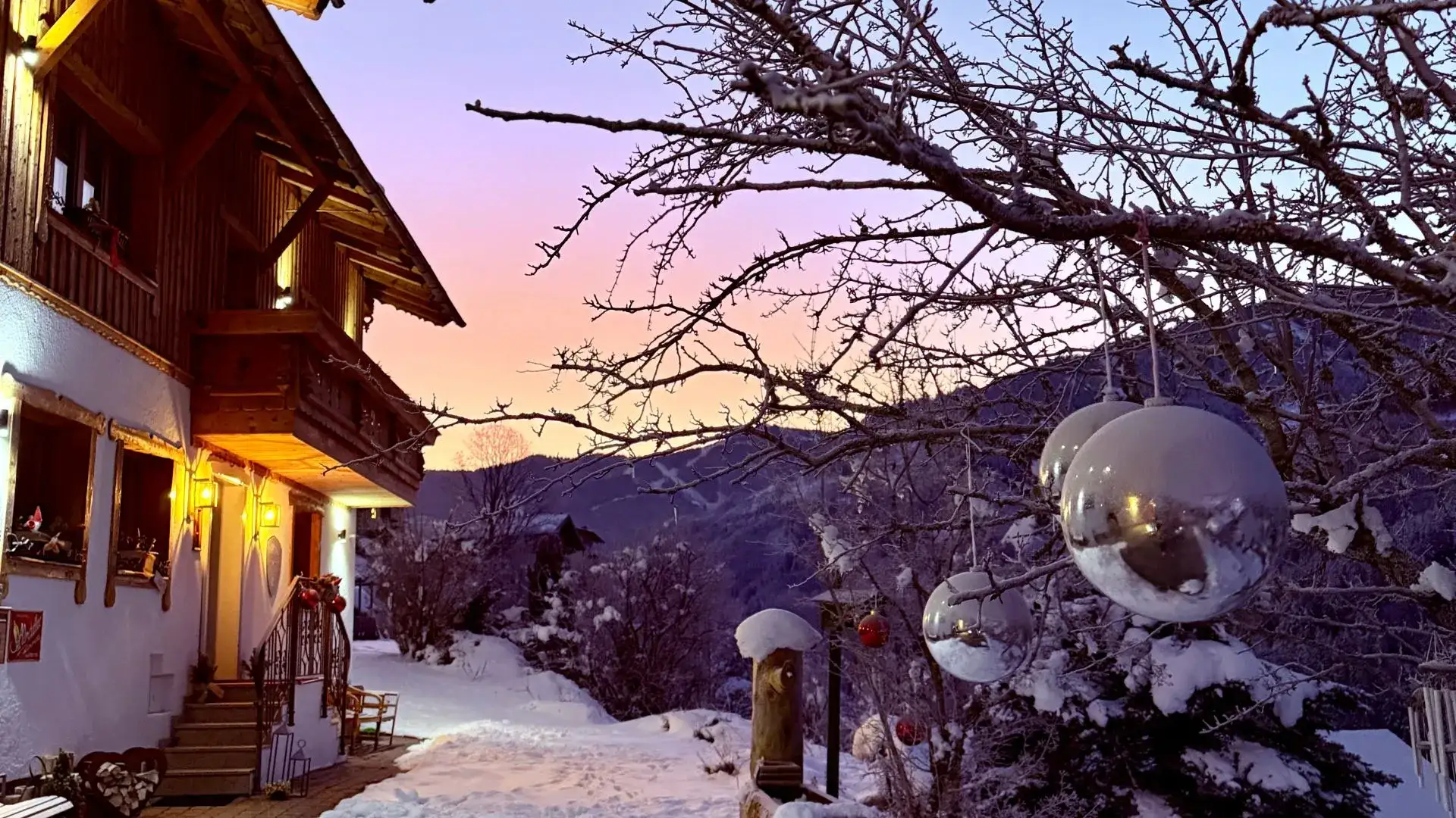 ALM SEASONS Chalet in Saalbach